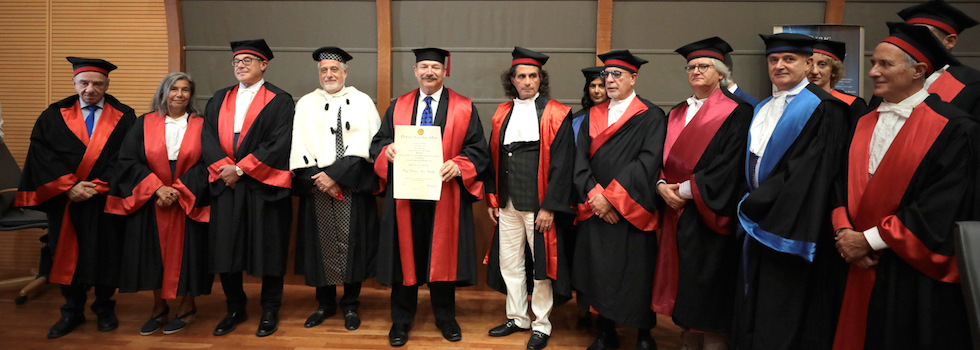 CONFERITA LA LAUREA HONORIS CAUSA AL PREMIO NOBEL BRUCE ALAN BEUTLER